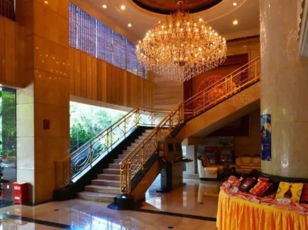 Sunshine Holiday Hotel Fuzhou Fuzhou  Dış mekan fotoğraf